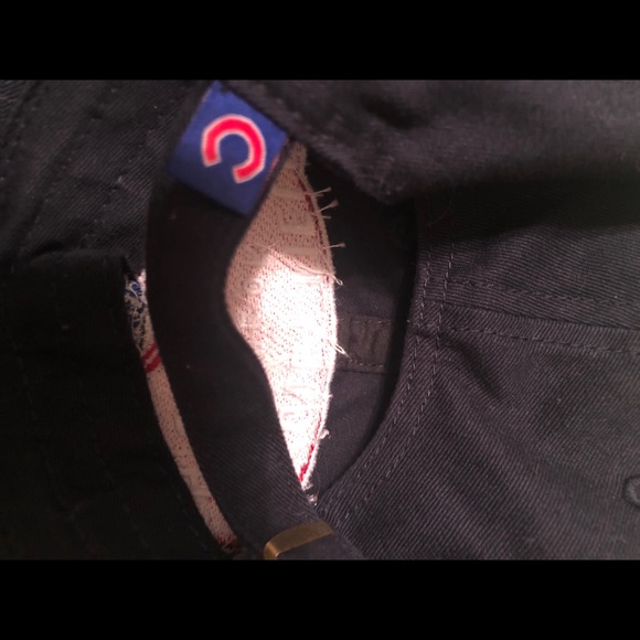 Chicago Cubs Wrigley Field baseball cap - Picture 5 of 7